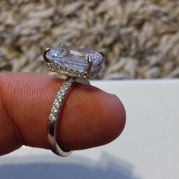 Jzora Rings - Picture 4 of 6